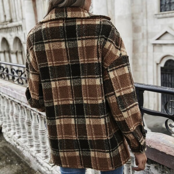 Cozy Brown Black teddy Jacket Coat Pockets - Picture 3 of 4